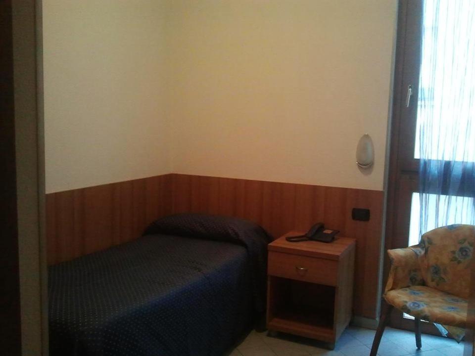 Hotel Rezia Sondalo Ruang foto