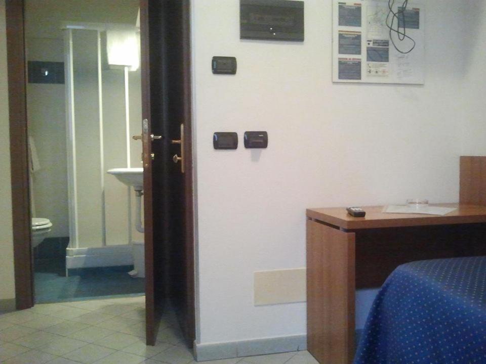 Hotel Rezia Sondalo Ruang foto